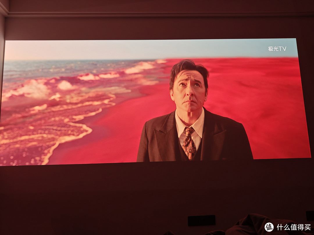 0.9到1.5倍光学变焦!海信C2 Ultra,这才是真·家庭影院?