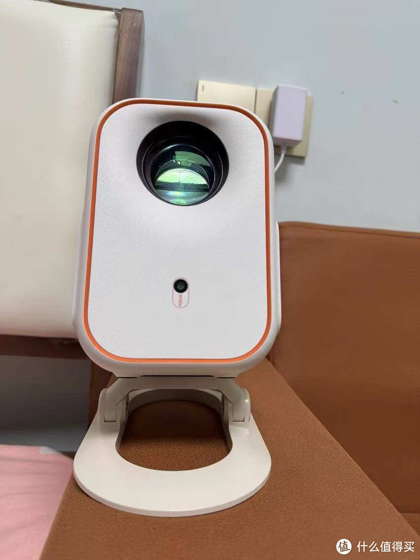 小明Q3 Pro家用投影仪,让你家秒变电影院!